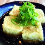This is deep-fried tofu with soup stock.